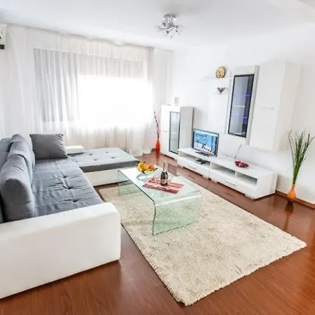 Smart Aparthotel Bucharest