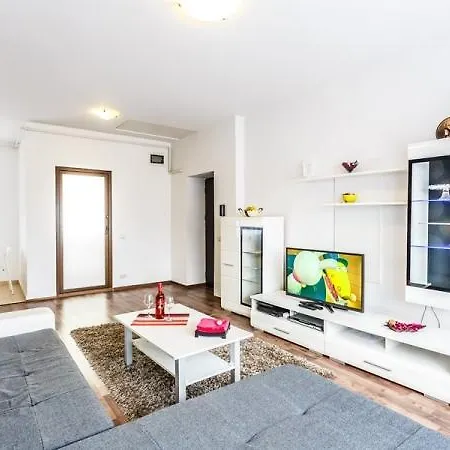 Smart Aparthotel